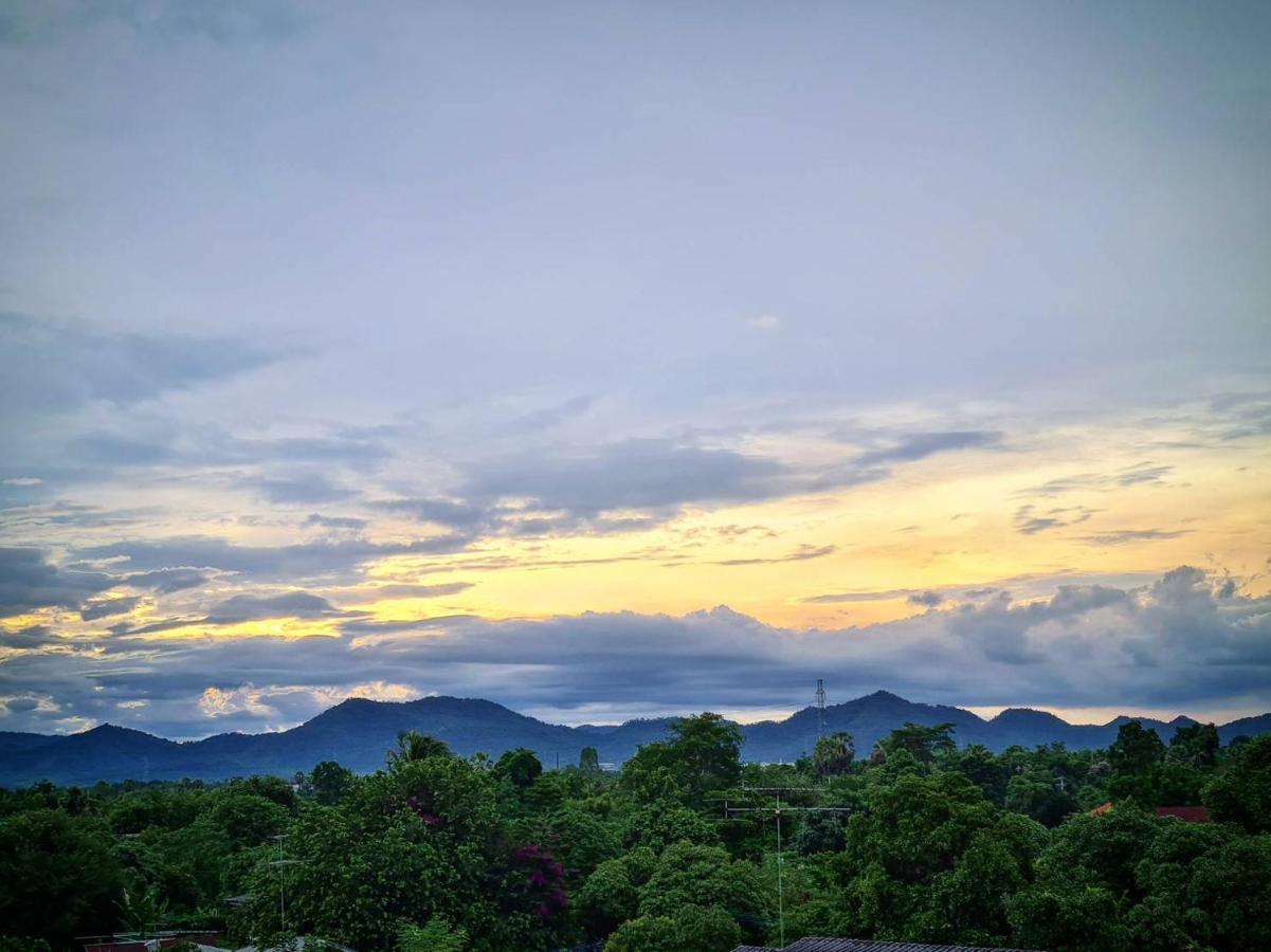 Lemae Residence เลอเม เรสซิเดนซ์ อำเภอเขาย้อย เพชรบุรี Ban Huai Krathaek المظهر الخارجي الصورة